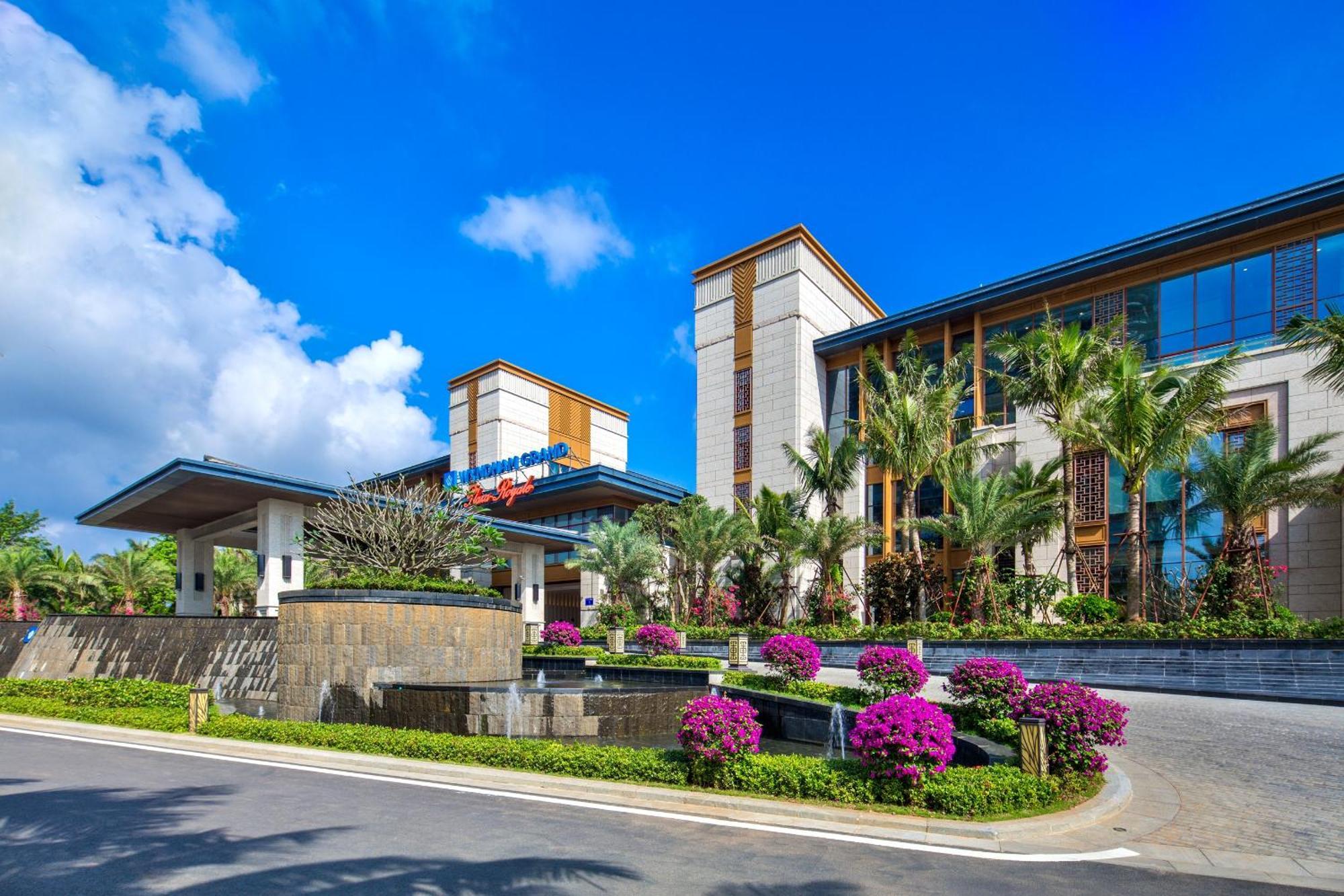Wyndham Grand Plaza Royale Wenchang Exterior photo