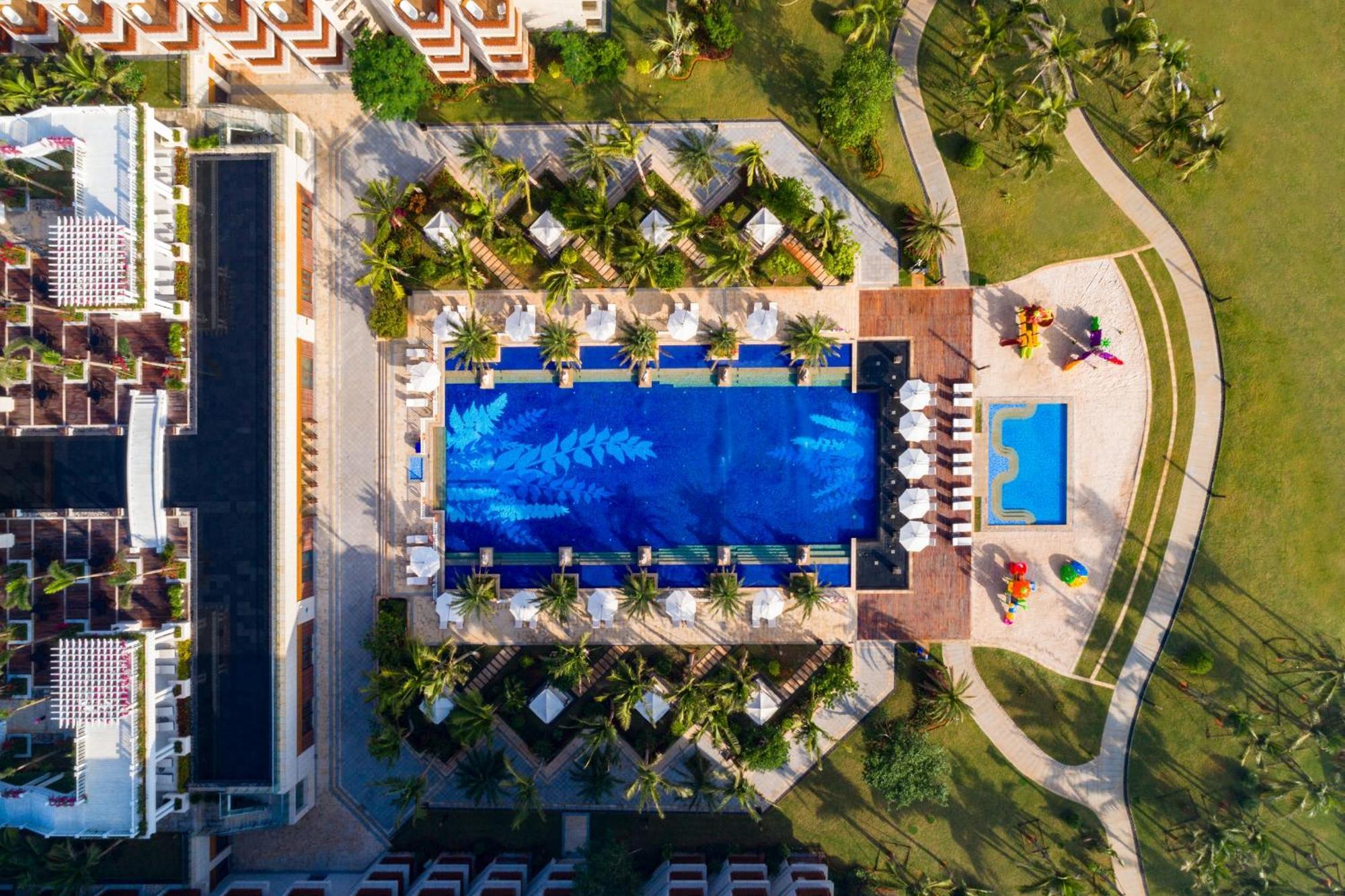 Wyndham Grand Plaza Royale Wenchang Exterior photo