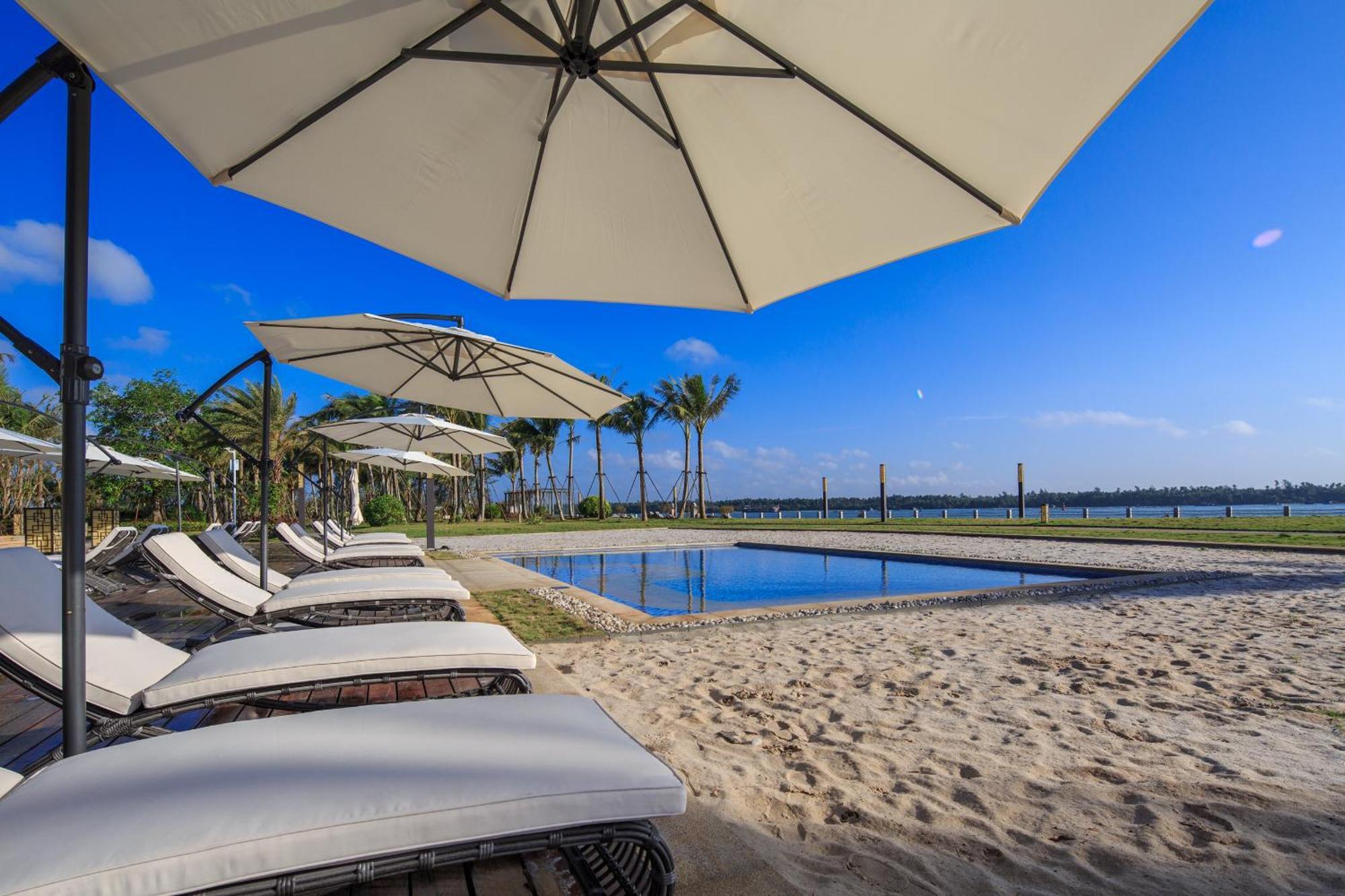 Wyndham Grand Plaza Royale Wenchang Exterior photo