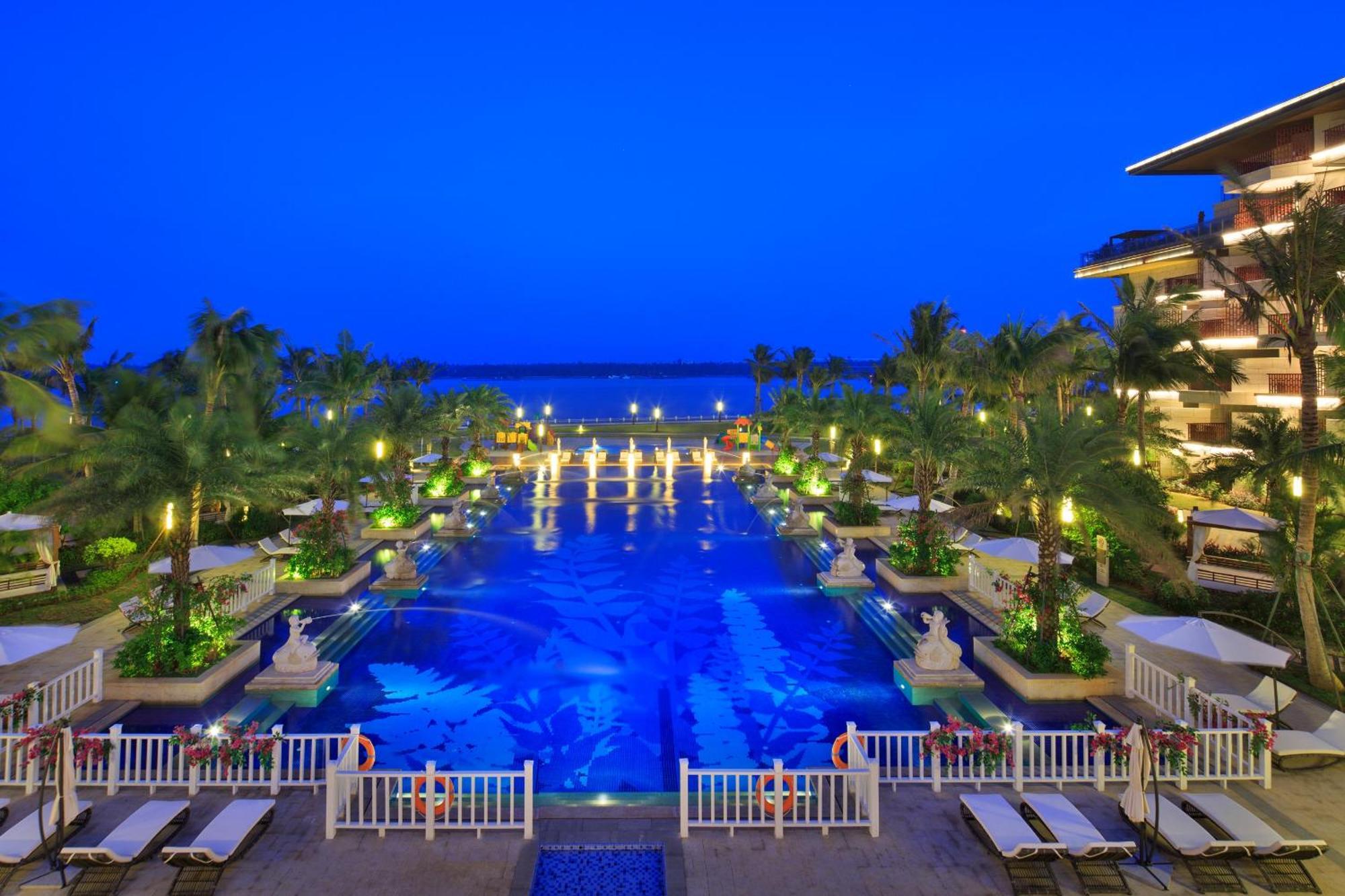 Wyndham Grand Plaza Royale Wenchang Exterior photo