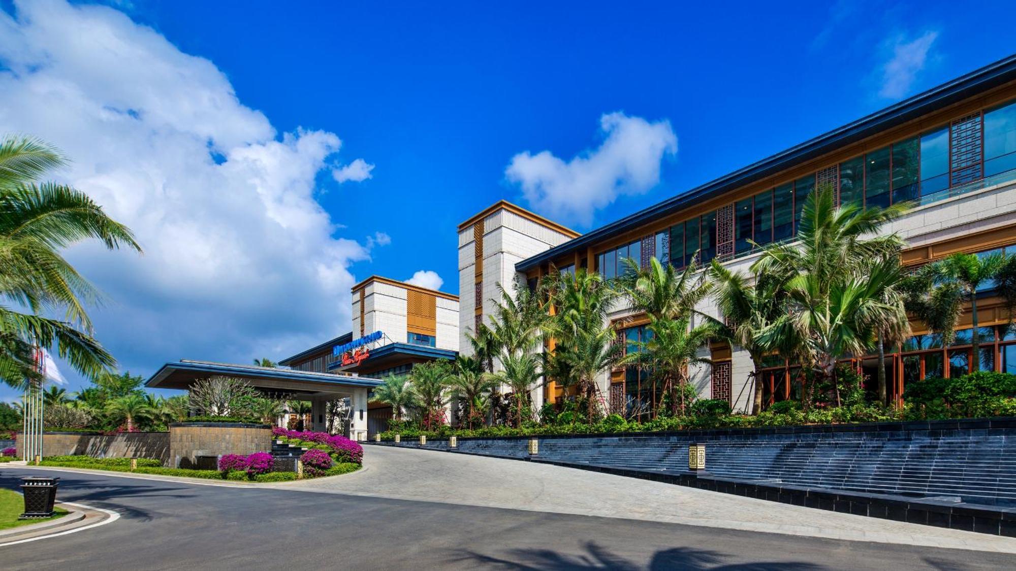 Wyndham Grand Plaza Royale Wenchang Exterior photo