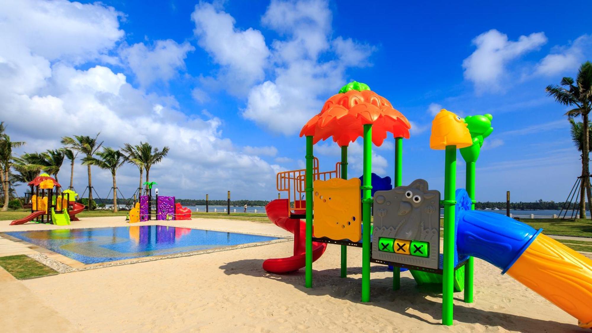Wyndham Grand Plaza Royale Wenchang Exterior photo